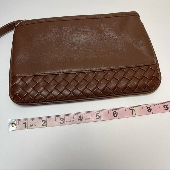 Chic Brown Leather Wristlet - Picture 7 of 7